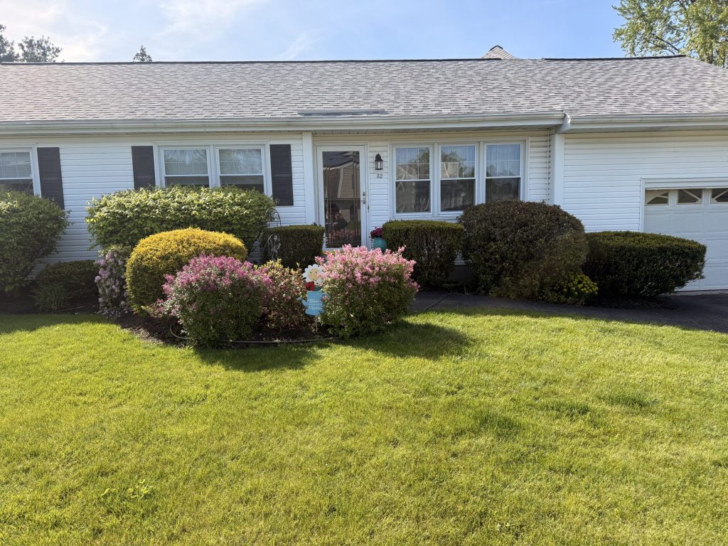 Mulch Refresh in Albany