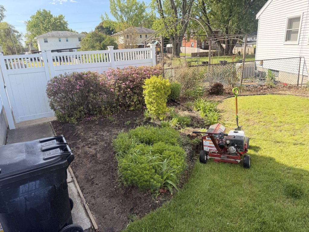 Mulch Refresh in Albany